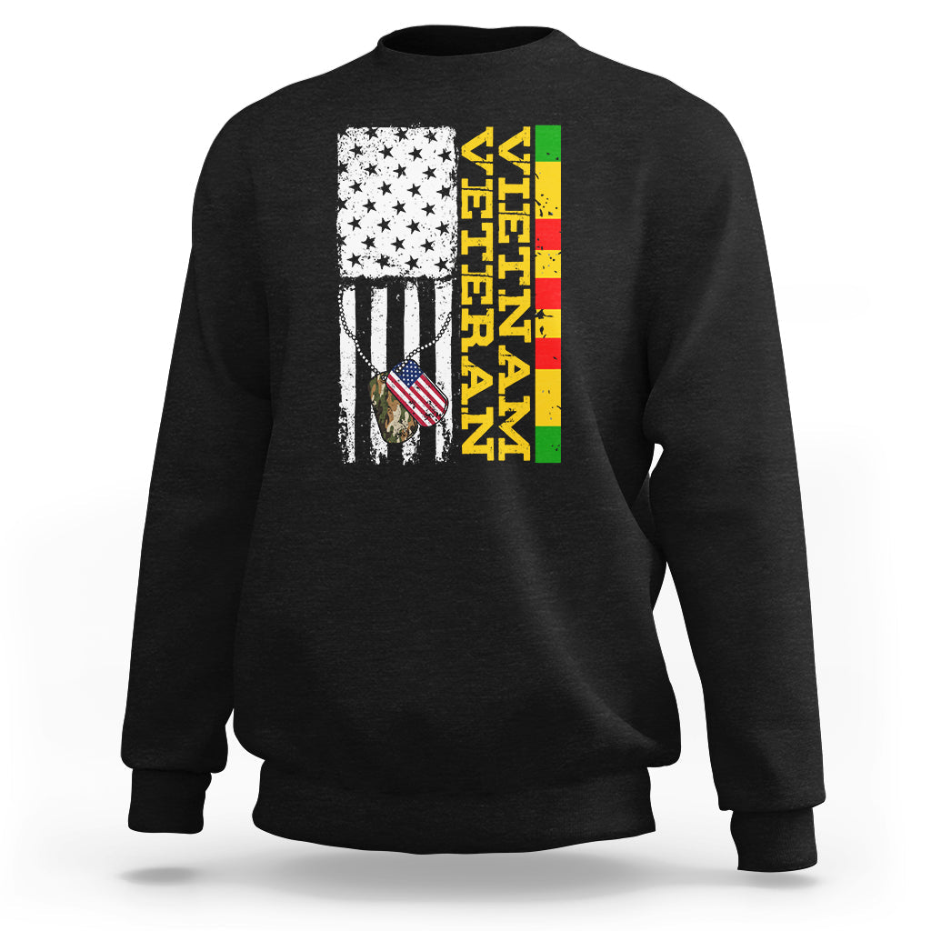 proud-vietnam-veterans-honor-patriotic-soldier-american-flag-sweatshirt