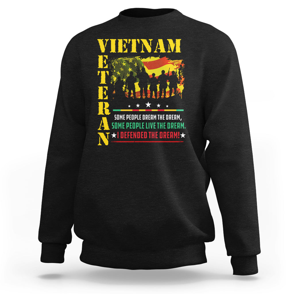 patriotic-vietnam-veterans-defended-the-dream-american-flag-sweatshirt