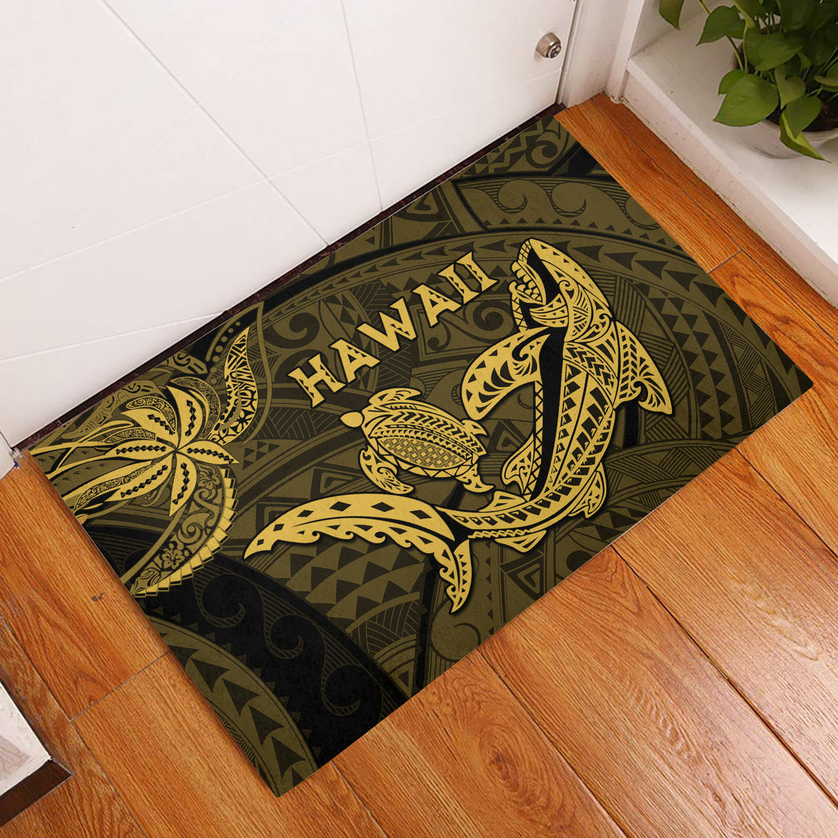 Dark green doormat with gold Hawaii text and shark/turtle graphic