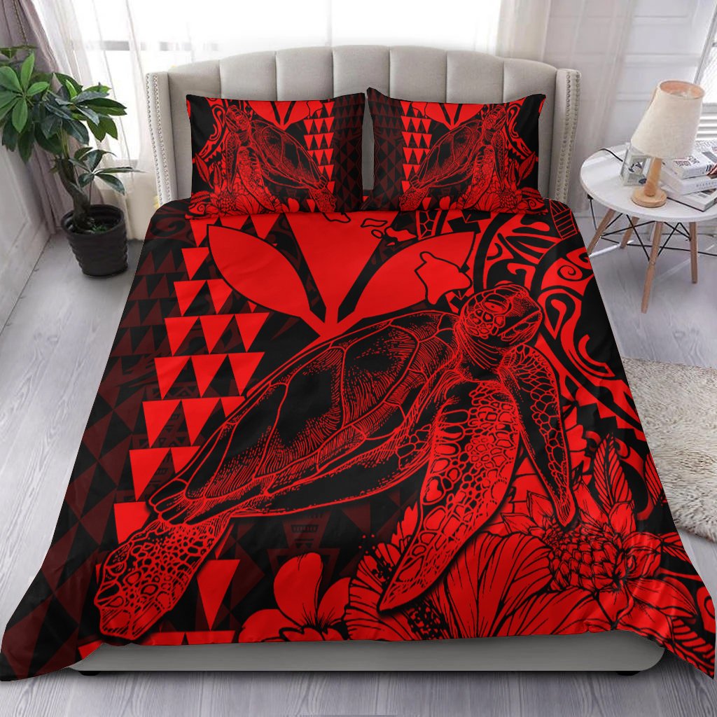 Red and black sea turtle duvet set with geometric pattern and matching pillowcases