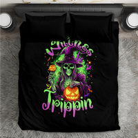 Black bedding set with witch skull and jack-o'-lantern, centered graphic, 2 pillows