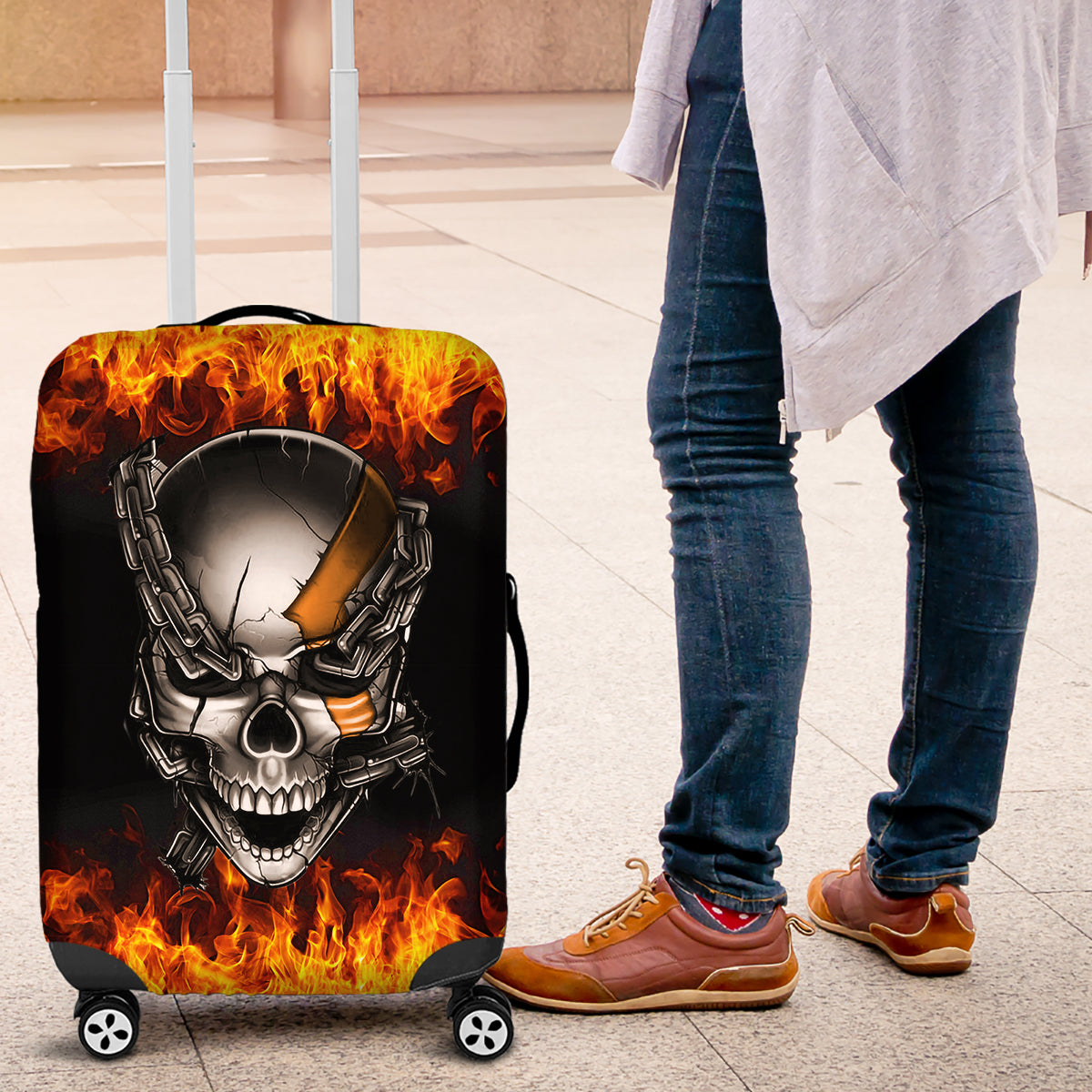 metal-skull-luggage-cover-infernal-chains-in-fiery-abyss