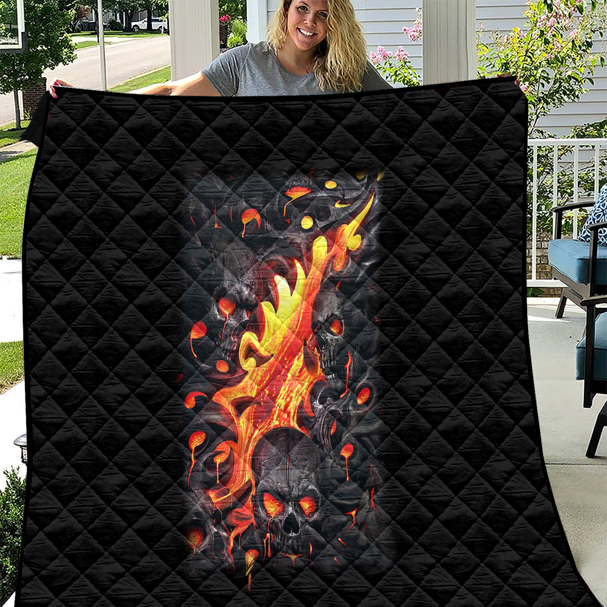 skull-quilt-flame-skull-lava-inside