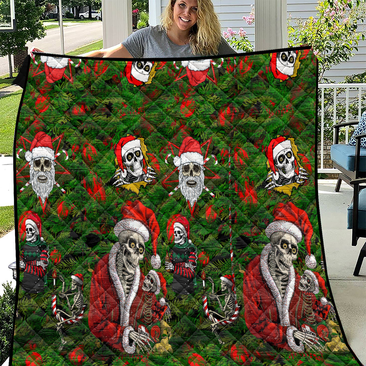 skeleton-santa-claus-quilt-multi-skeleton-santa-pattern-ugly-christmas