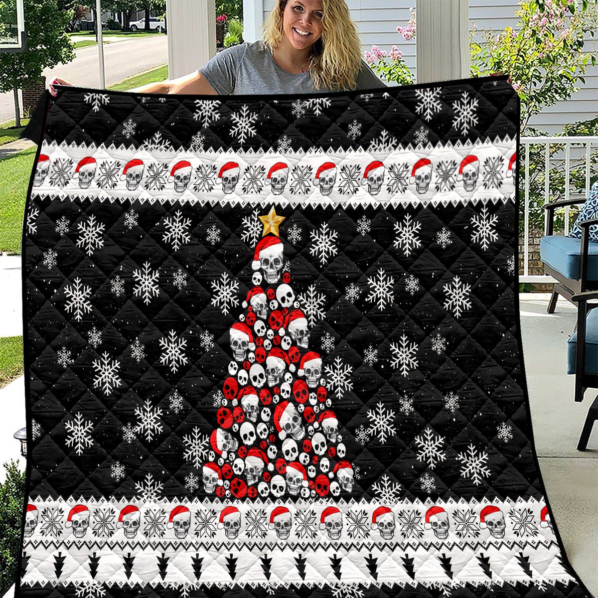 skull-santa-quilt-tree-skull-santa-ugly-christmas