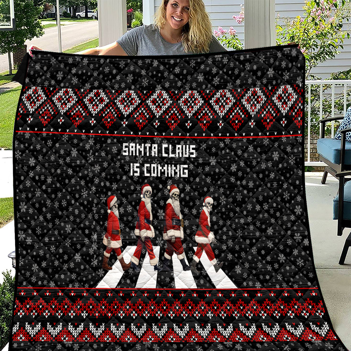 skeleton-santa-claus-quilt-santa-claus-is-coming-cross-street