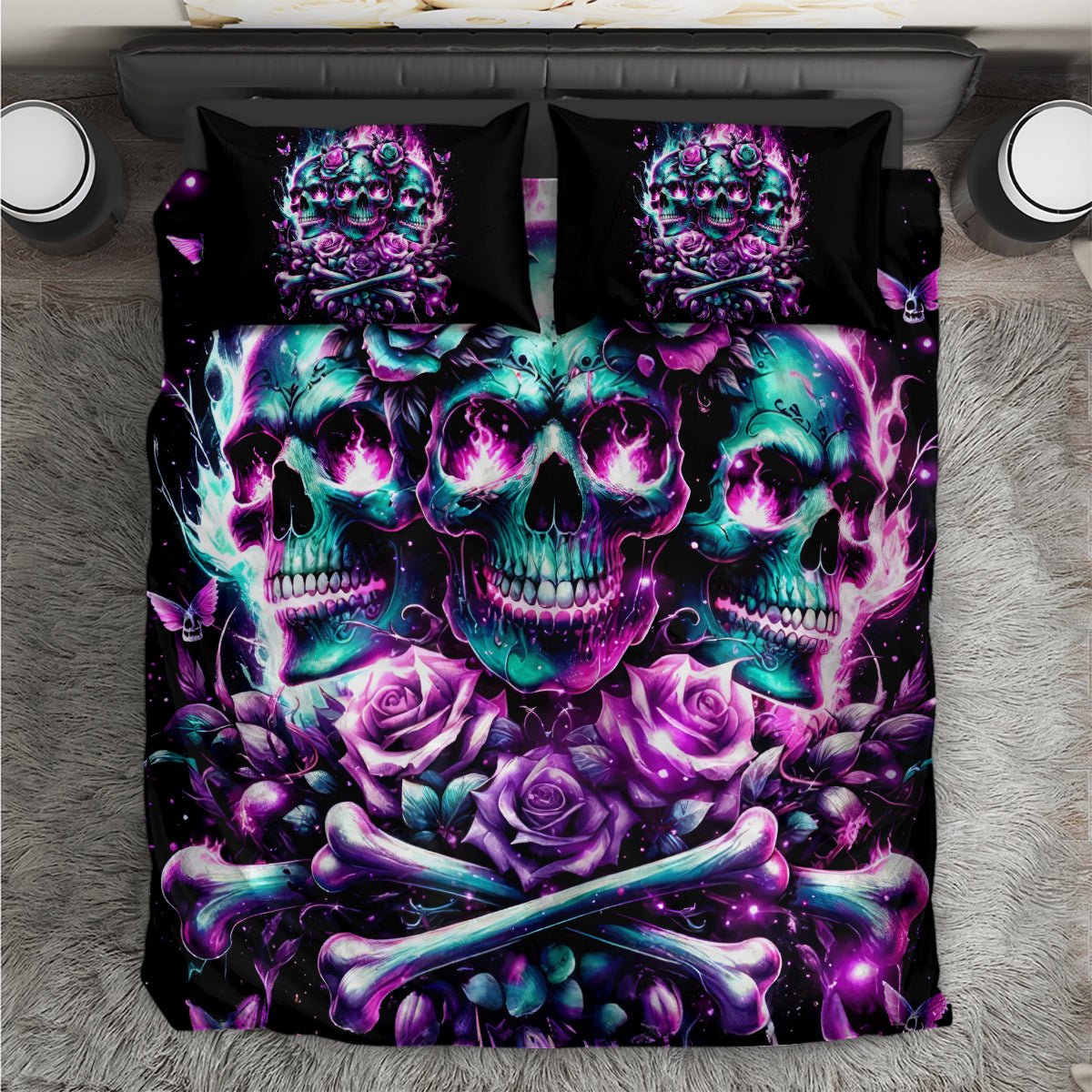Black skull and rose bedding set with two matching pillowcases