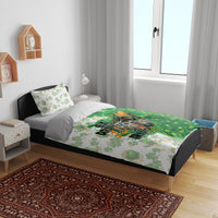 Green and white St Patrick's bedding set with duvet cover and two pillowcases, clovers and skull graphic