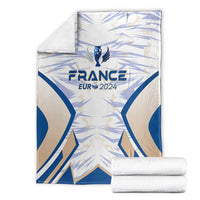 France football blanket with blue wing pattern and France Eur 2024 crest, with folded set