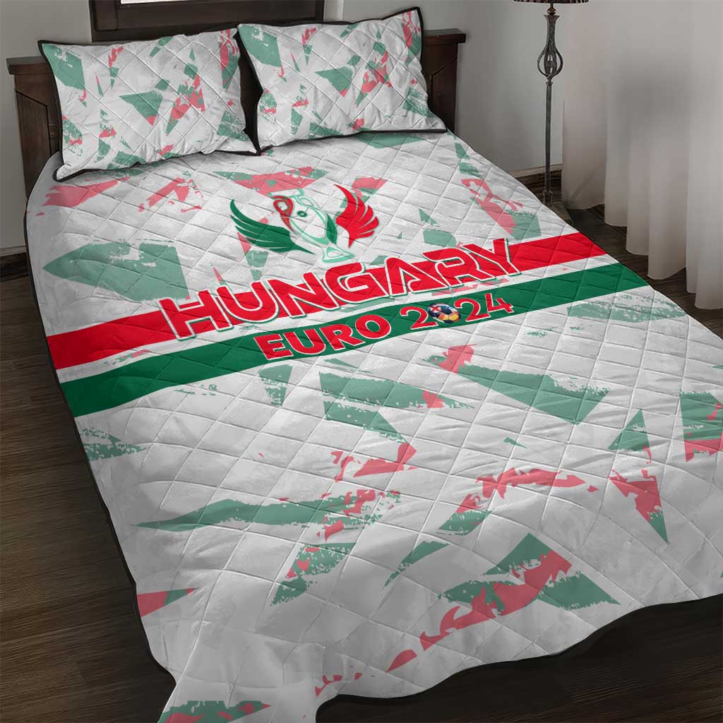 Hungary Football 2024 Quilt Bed Set Trophy Wing Style - Wonder Print Shop