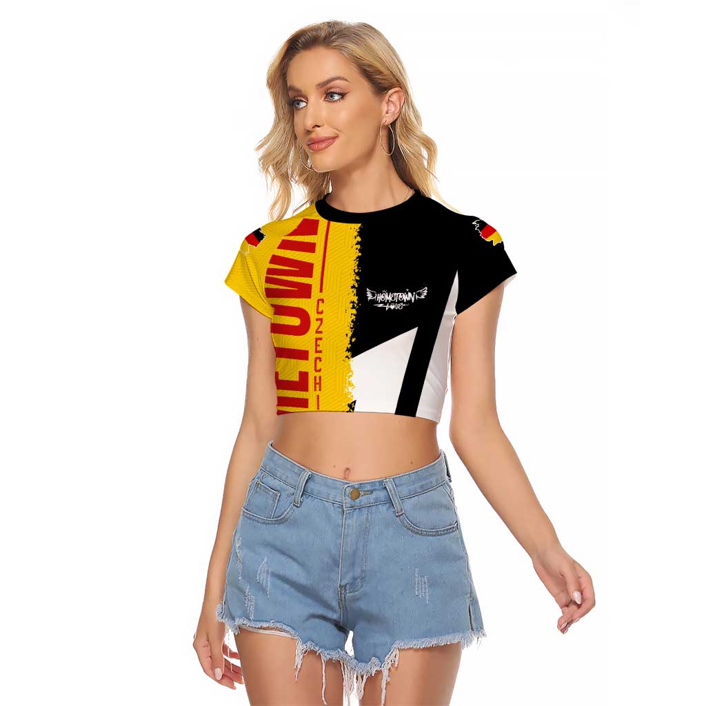 Hometown Germany Raglan Cropped T Shirt Flag and Map - Wonder Print Shop