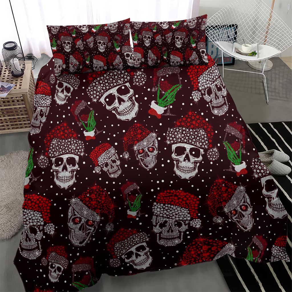 Bedding set with dark red skull and cocktail motif, green drink icons and red dots