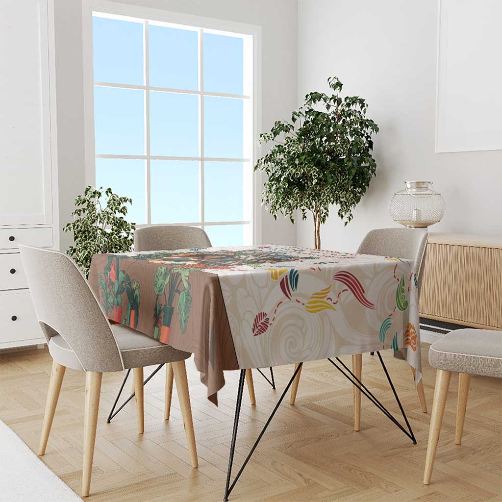 Never Underestimate A Girl Who Loves Reading Books Tablecloth
