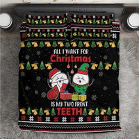 Black Christmas bedding set with front-tooth cartoon characters and festive border pattern