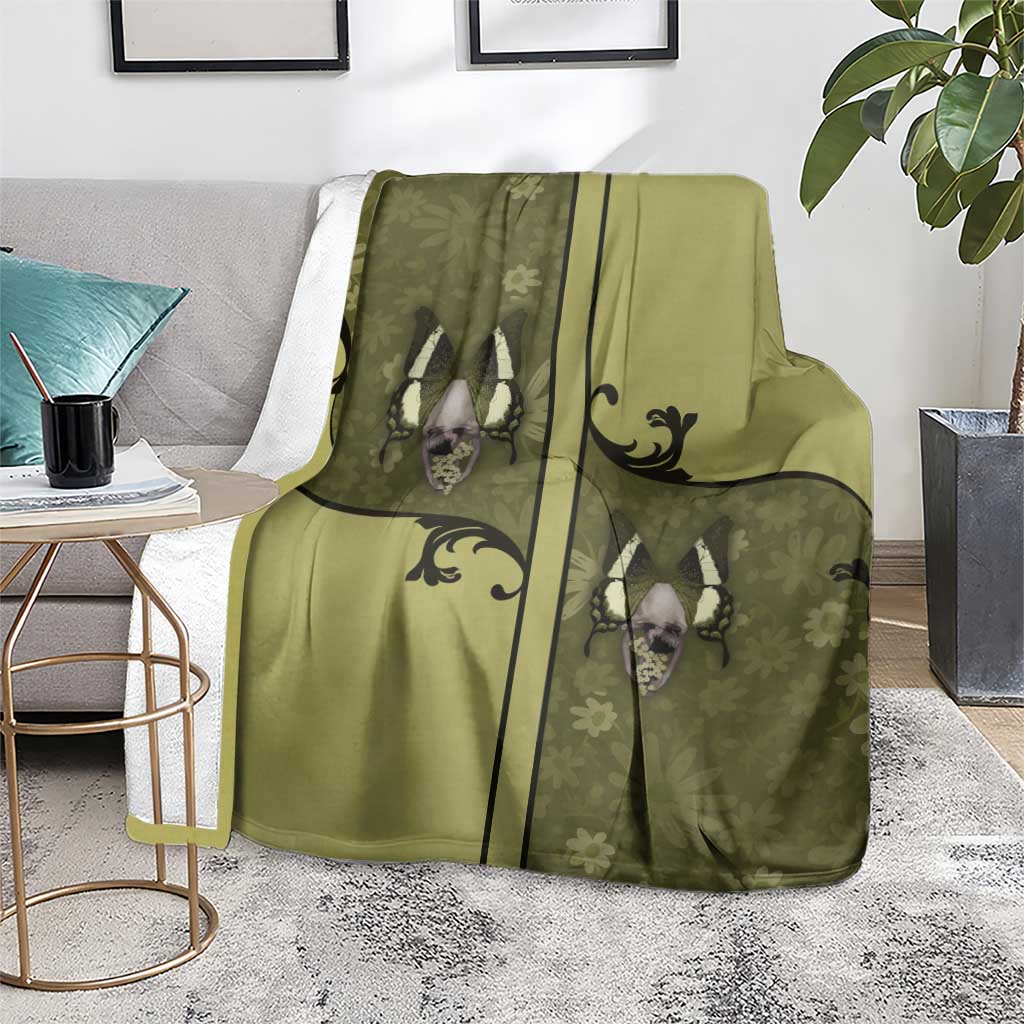 Western Gothic Yoke Blanket Retro Butterfly With Daisy Garden - Wonder Print Shop