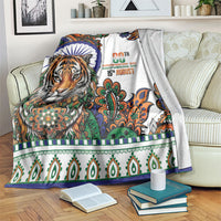 India Independence Day Blanket Royal Tiger Ashoka Chakra Paisley Pattern
