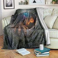 3D Illusion Bigfoot Halloween Blanket Witch Sasquatch Stone Well Pumpkin Lantern