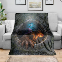 3D Illusion Bigfoot Halloween Blanket Witch Sasquatch Stone Well Pumpkin Lantern