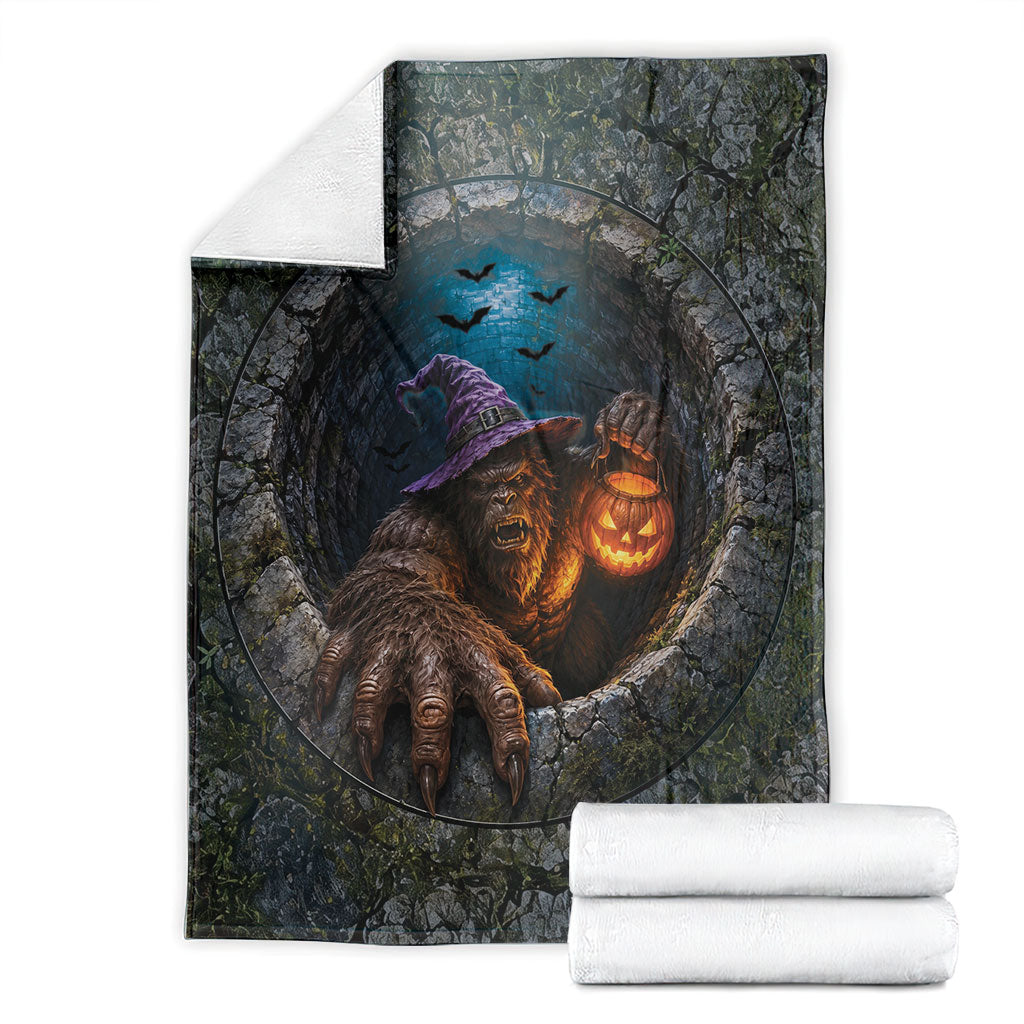 3D Illusion Bigfoot Halloween Blanket Witch Sasquatch Stone Well Pumpkin Lantern