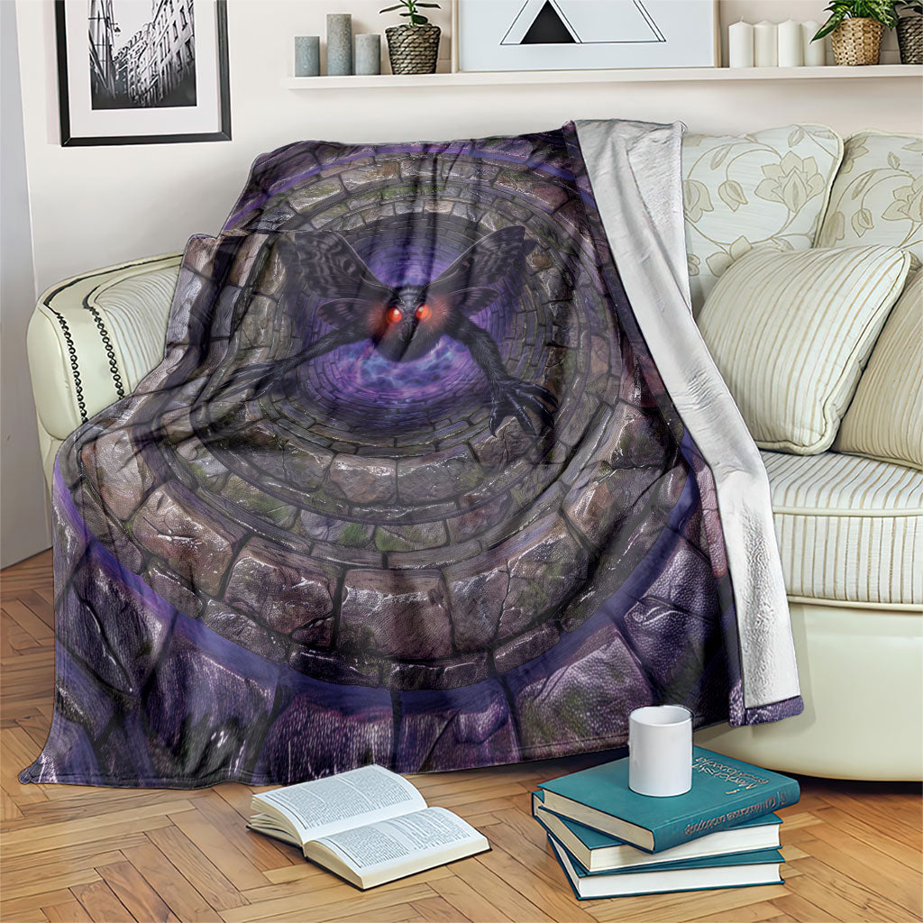3D Illusion Mothman Halloween Blanket Monster Red Eyes Stone Well Portal