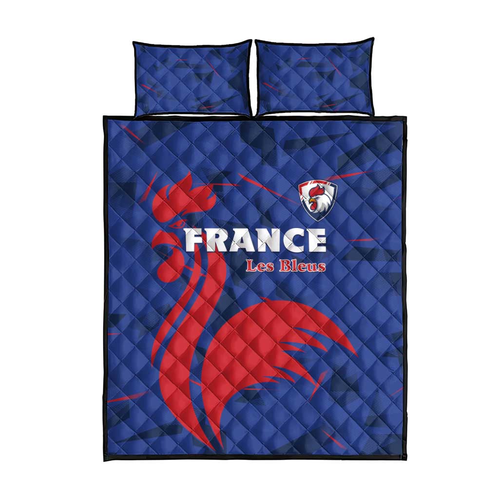 Blue France rugby quilt bed set with red rooster graphic and matching pillowcases