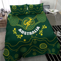 Green duvet cover featuring Australia text and kangaroo emblem with yellow pattern