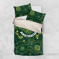 Green bedding set displayed: duvet cover with yellow Australia kangaroo design and pillows