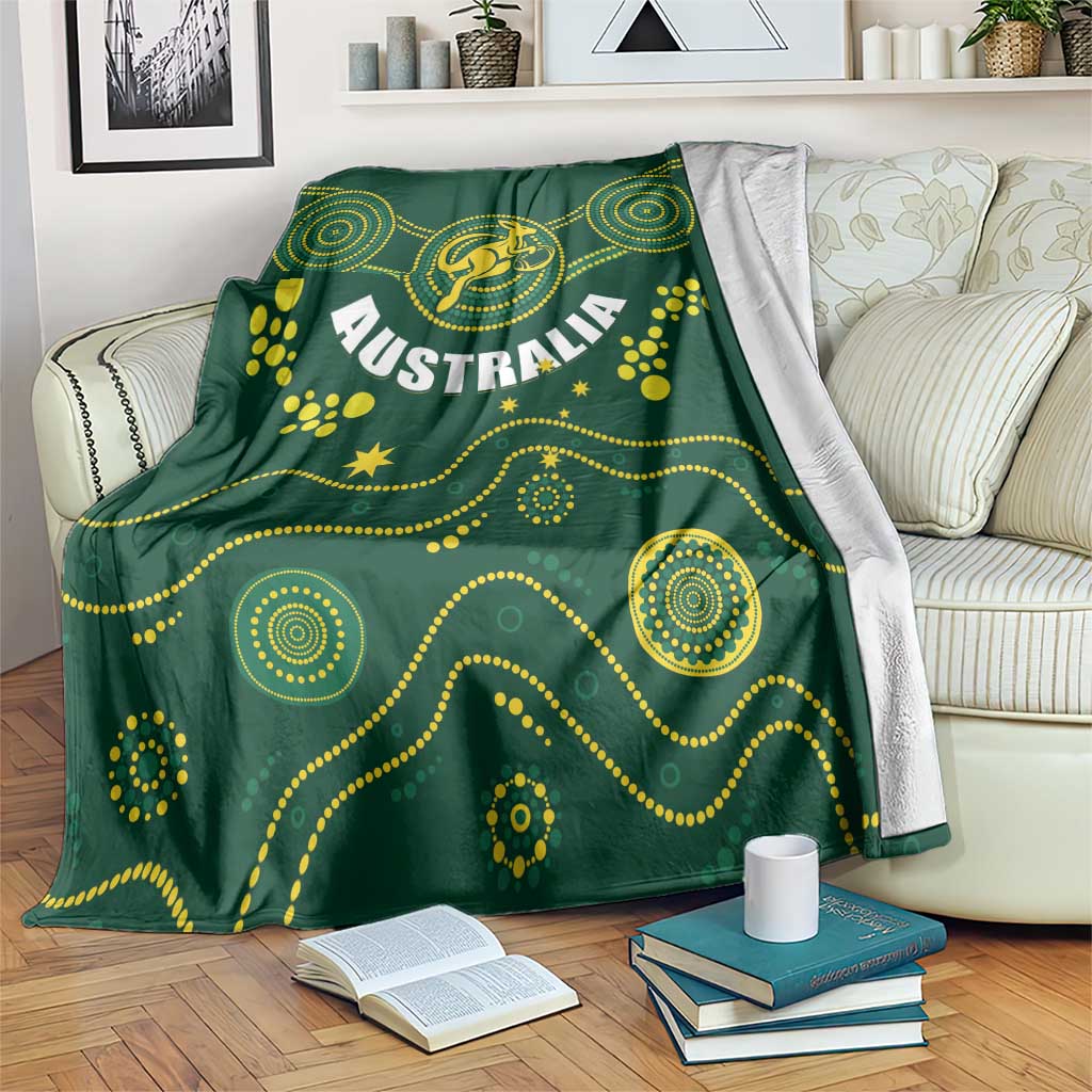 Green Australia rugby blanket with Wallabies kangaroo emblem and dotted dot pattern