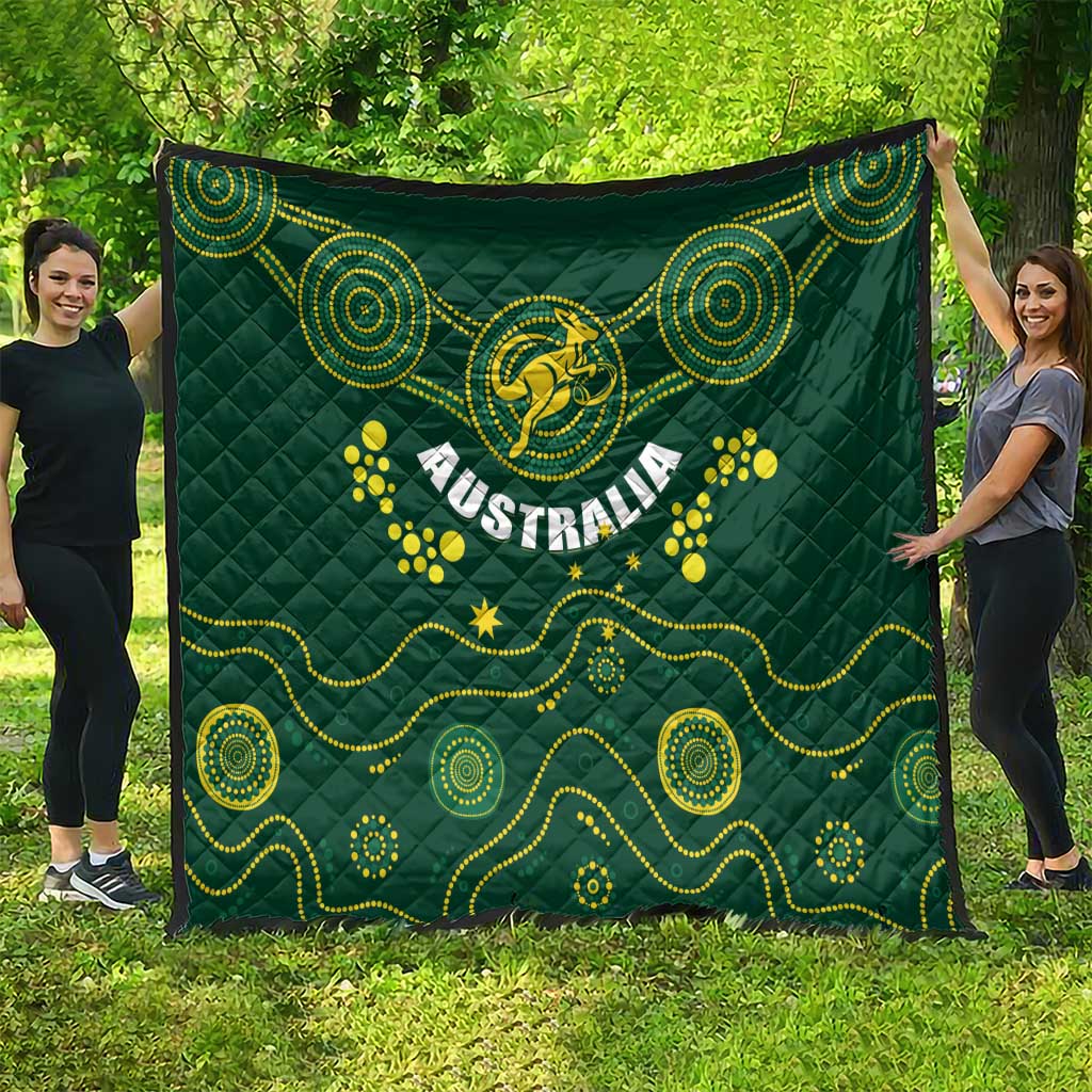 Australia rugby quilt, dark green with yellow swirls, paw prints, and Wallabies crest center