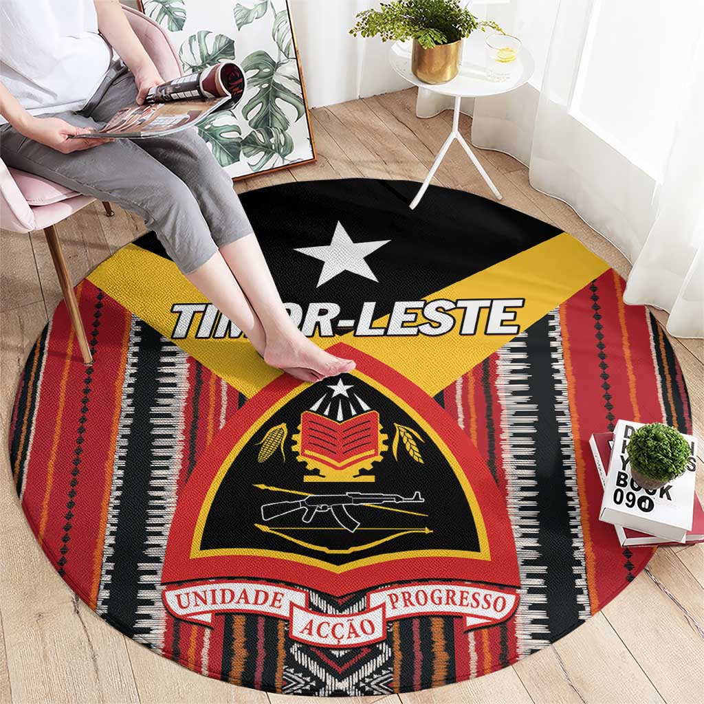 Round carpet with Timor-Leste crest, black base and yellow field, red striped border