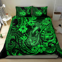 Green Polynesian fish hook pattern bedding set featuring comforter and pillowcases