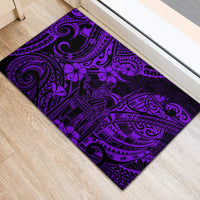 Purple Polynesian pattern rubber doormat, close-up of swirls and flower details
