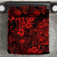 Red Polynesian patterned comforter, top view on bed