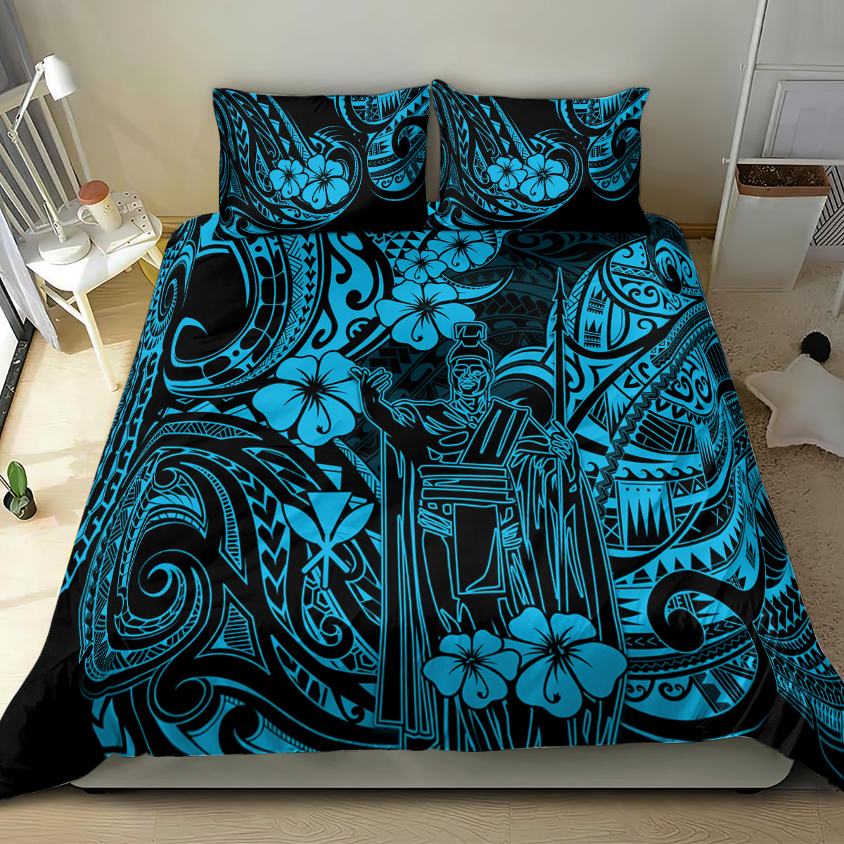 Polynesian patterned bedding set comforter in vivid blue with black tribal designs