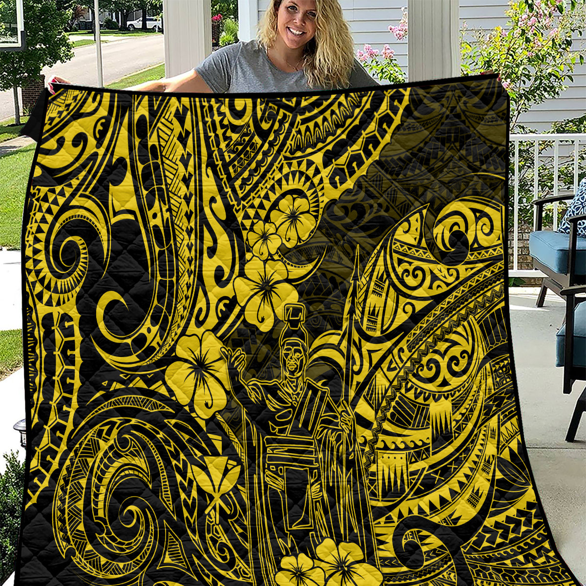 hawaii-king-kamehameha-quilt-polynesian-pattern-yellow-version