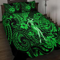 Green Polynesian quilt bed set, hula girl figure amid ornate swirl and leaf pattern