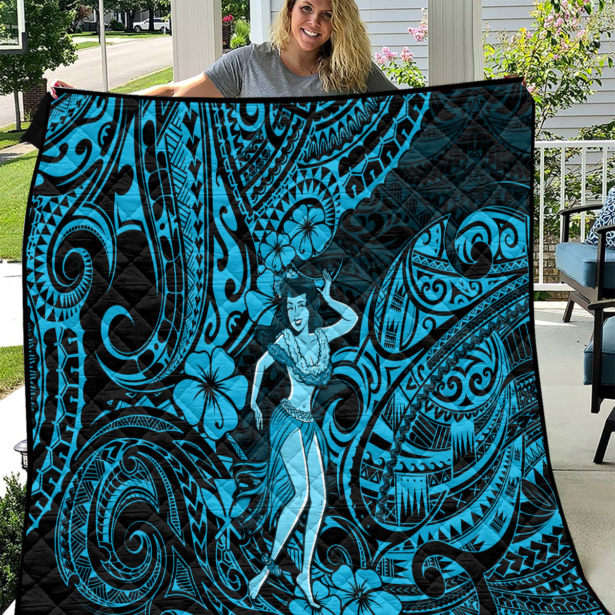 hawaii-hula-girl-quilt-hibiscus-hawaii-tribal-tattoo-sky-blue-version