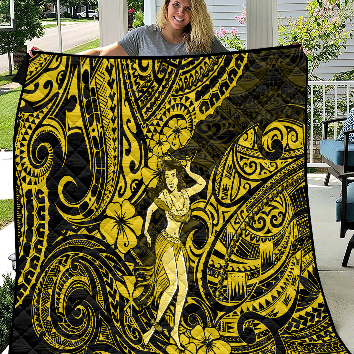 hawaii-hula-girl-quilt-hibiscus-hawaii-tribal-tattoo-yellow-version