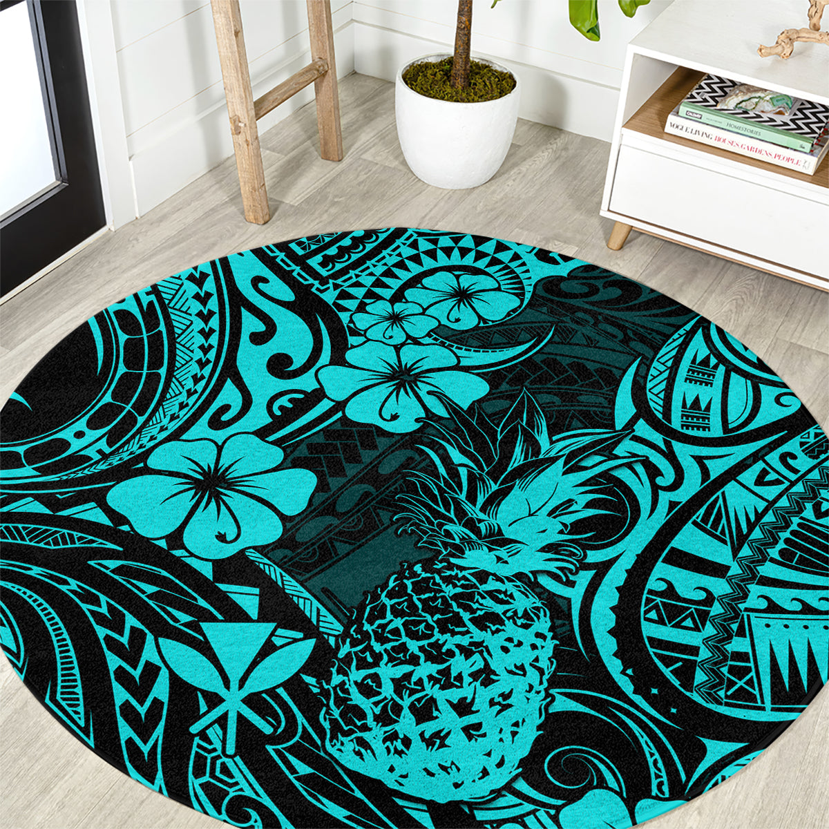 Round turquoise pineapple and Polynesian pattern carpet with black ornamental accents