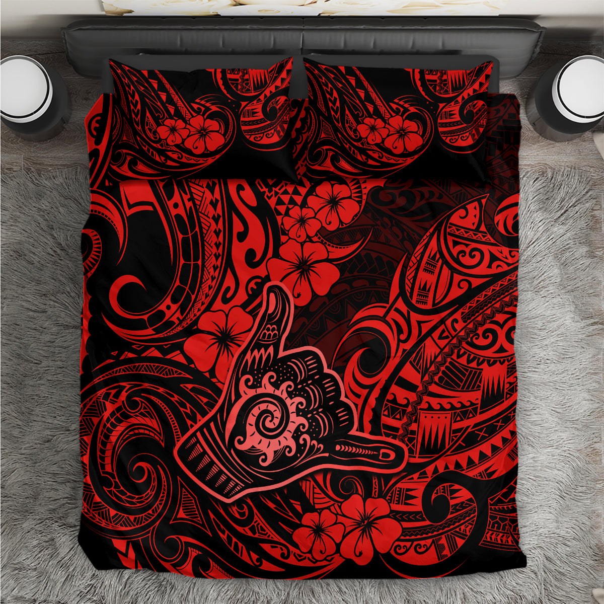 Red and black Polynesian-style bedding set with duvet and pillowcase, ornate pattern