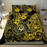 Polynesian-style bedding set duvet and pillows, yellow and black decorative tribal print