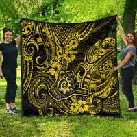 Polynesian shaka sign quilt, yellow and black with ornate swirls and floral motifs