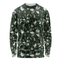 Unisex long-sleeve green shirt with white Christmas pattern, crew neck