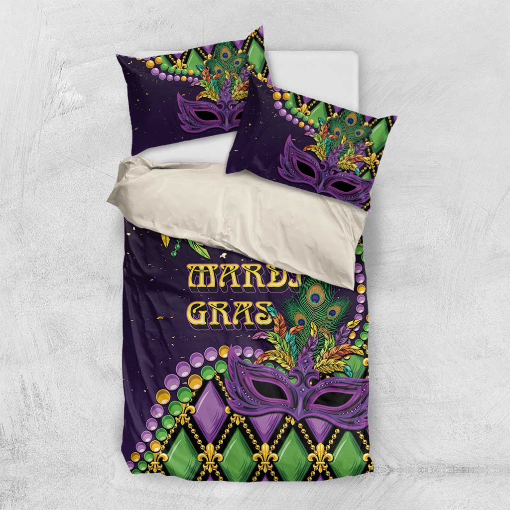 Purple Mardi Gras bedding set with two pillows and duvet, purple mask and green bead design