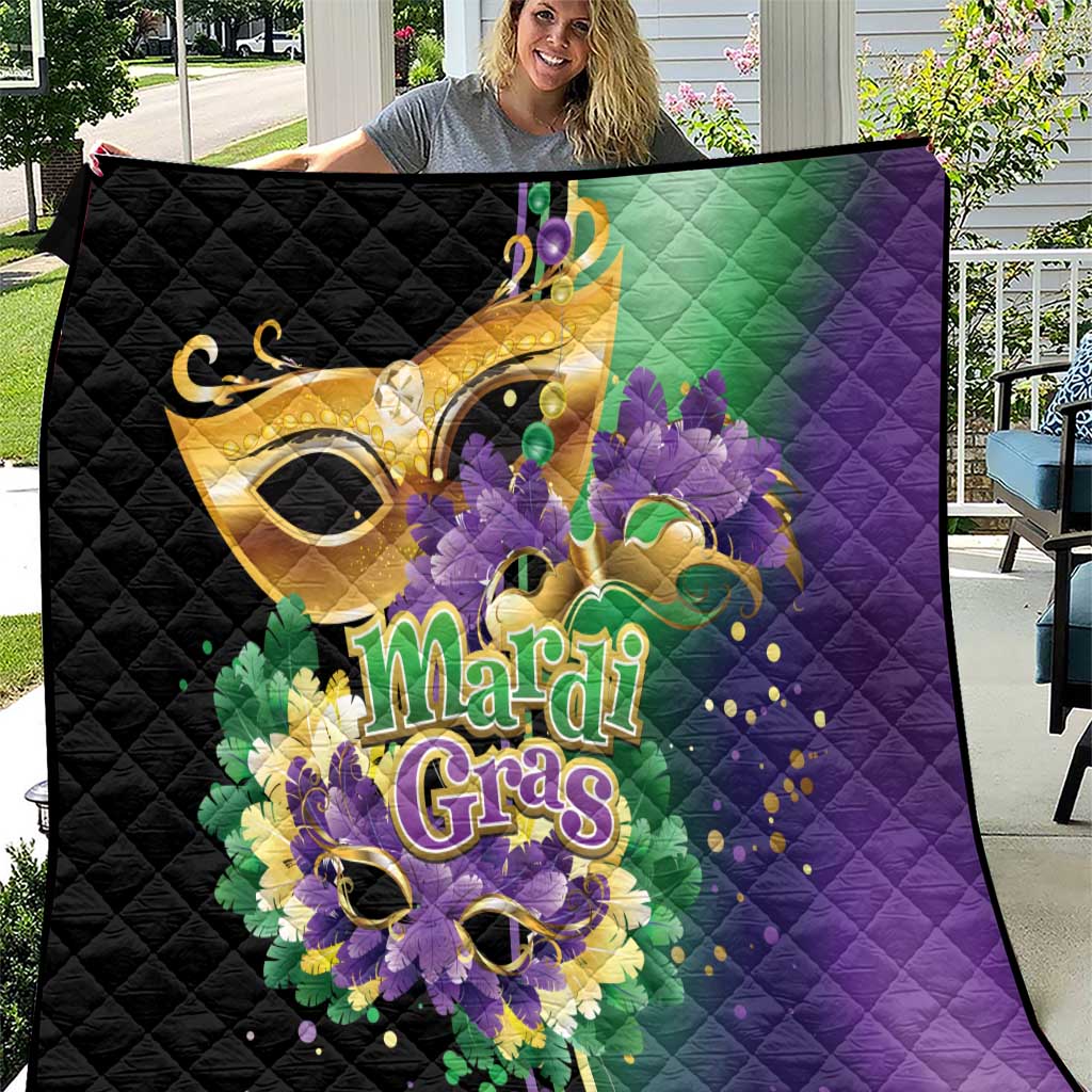 Mardi Gras Quilt Carnival Feathers Masks - Wonder Print Shop