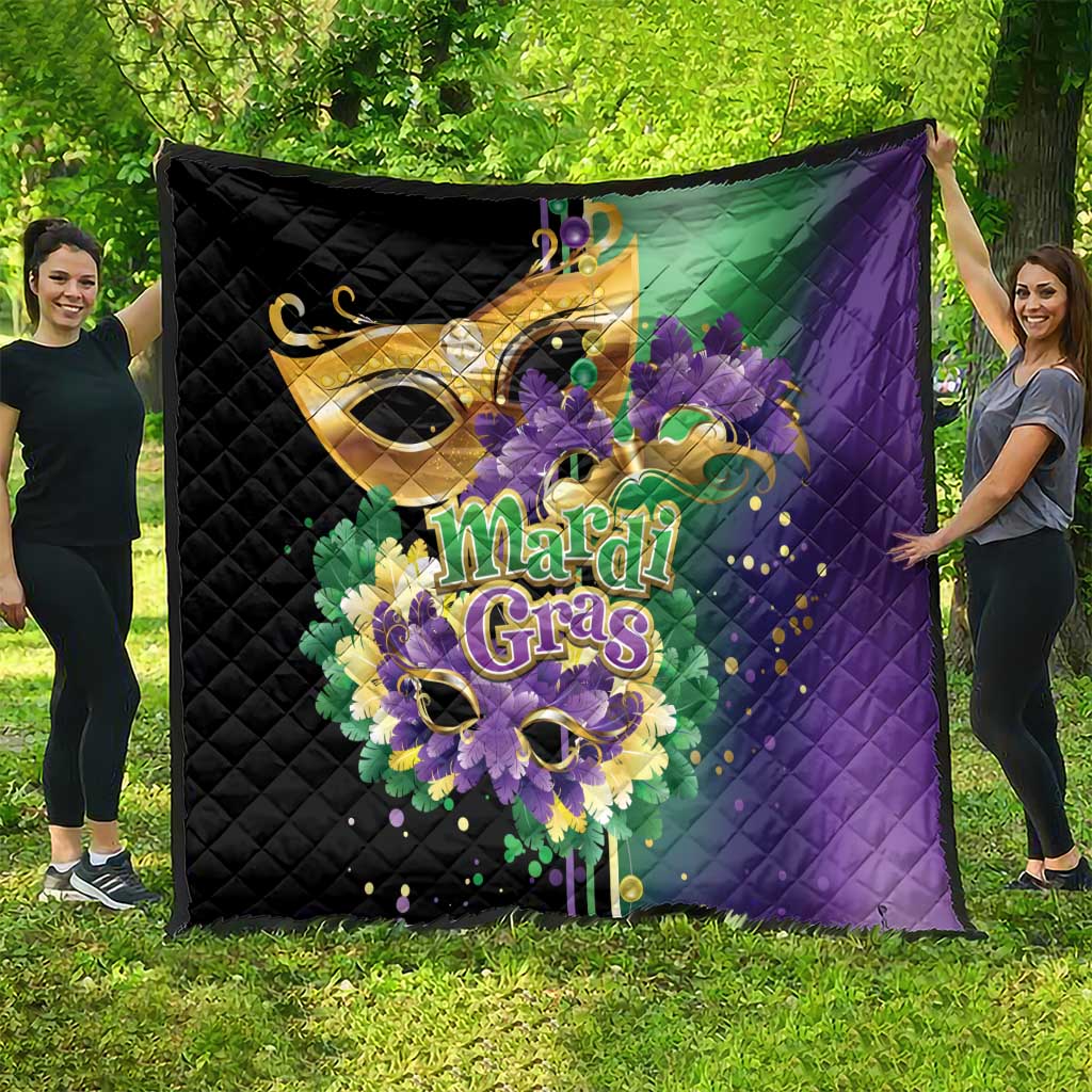 Quilt with Mardi Gras feather bouquet and mask design, black and purple with green