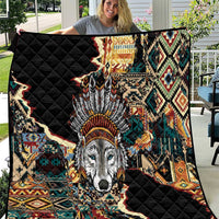 Native American Navajo Wolf Quilt Grunge Pattern