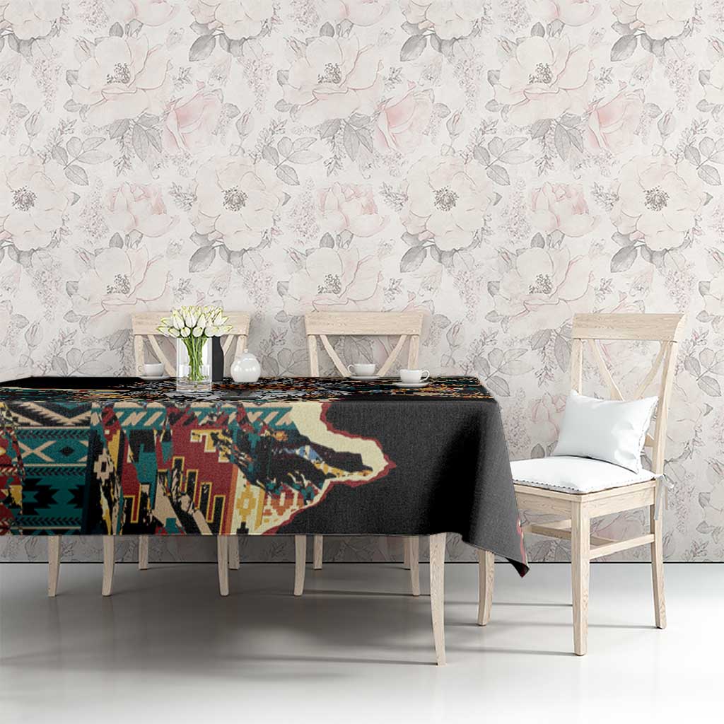 Native American Navajo Wolf Tablecloth Grunge Pattern