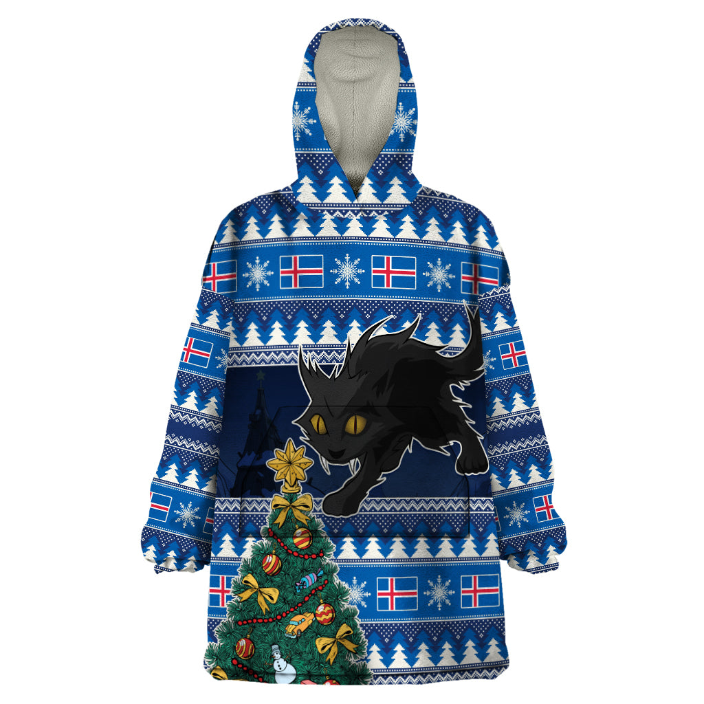 custom-iceland-christmas-wearable-blanket-hoodie-yule-cat-with-xmas-tree