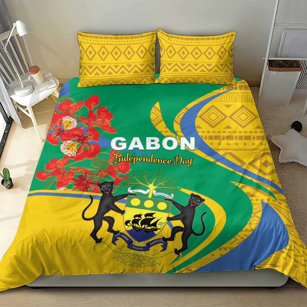 Bedding set with two yellow patterned pillow shams and green duvet featuring crest and lions